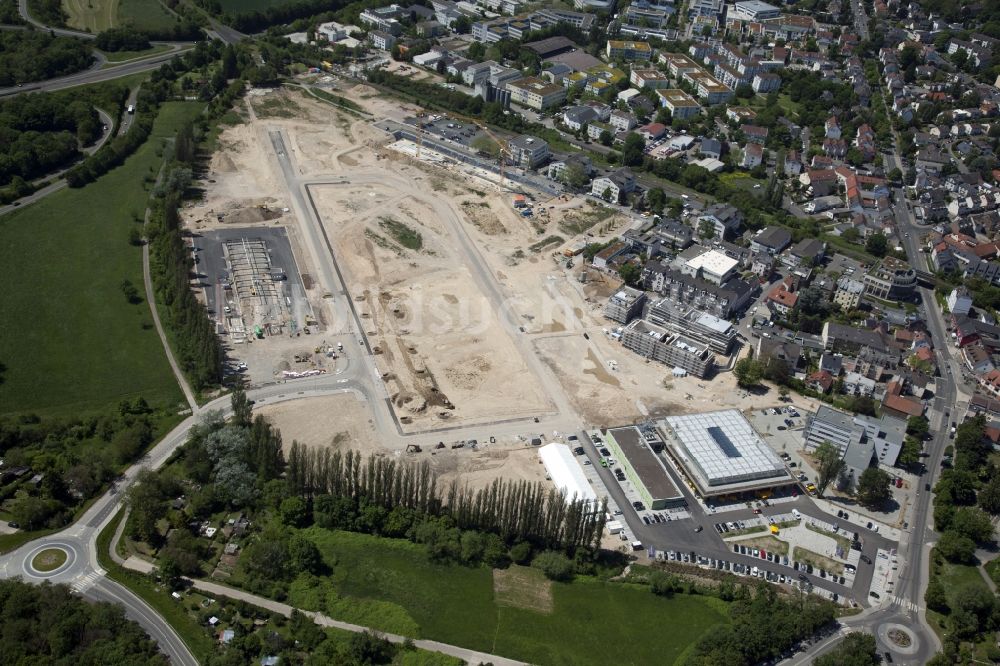 Wiesbaden aus der Vogelperspektive: Baustelle zum Neubau einer Mehrfamilienhaus-Wohnanlage Erbenheim Süd in Wiesbaden im Bundesland Hessen, Deutschland