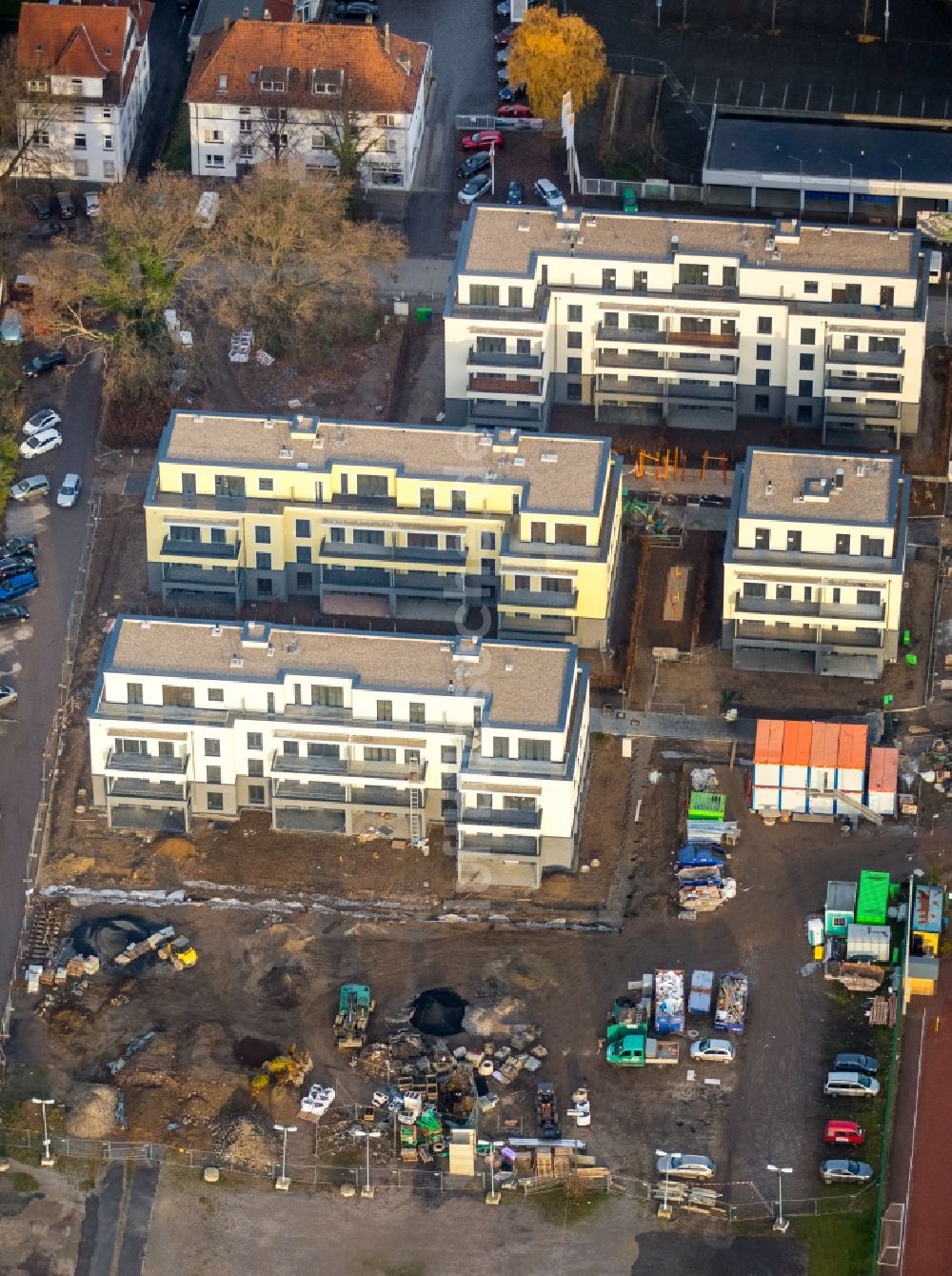 Essen aus der Vogelperspektive: Baustelle zum Neubau einer Mehrfamilienhaus-Wohnanlage in Essen im Bundesland Nordrhein-Westfalen