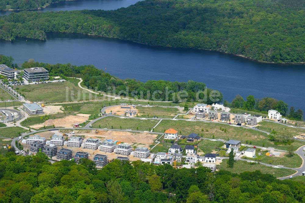 Luftbild Potsdam - Baustelle zum Neubau einer Mehrfamilienhaus-Wohnanlage der Firma Thorn Immobilien am Jungfernsee in Potsdam im Bundesland Brandenburg, Deutschland