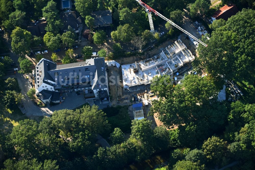 Luftbild Berlin - Baustelle zum Neubau einer Mehrfamilienhaus-Wohnanlage Fortunaallee im Ortsteil Kaulsdorf in Berlin, Deutschland