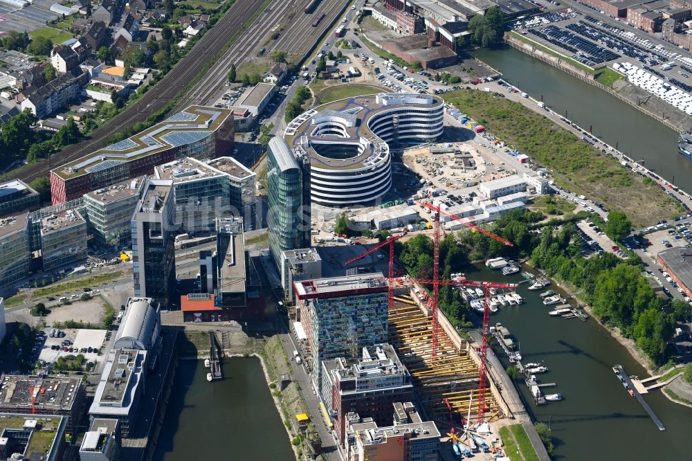 Düsseldorf von oben - Baustelle zum Neubau einer Mehrfamilienhaus-Wohnanlage der FRANKONIA Eurobau AG in Düsseldorf im Bundesland Nordrhein-Westfalen, Deutschland