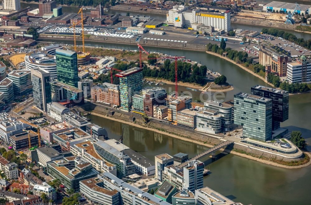 Luftbild Düsseldorf - Baustelle zum Neubau einer Mehrfamilienhaus-Wohnanlage der FRANKONIA Eurobau AG in Düsseldorf im Bundesland Nordrhein-Westfalen, Deutschland