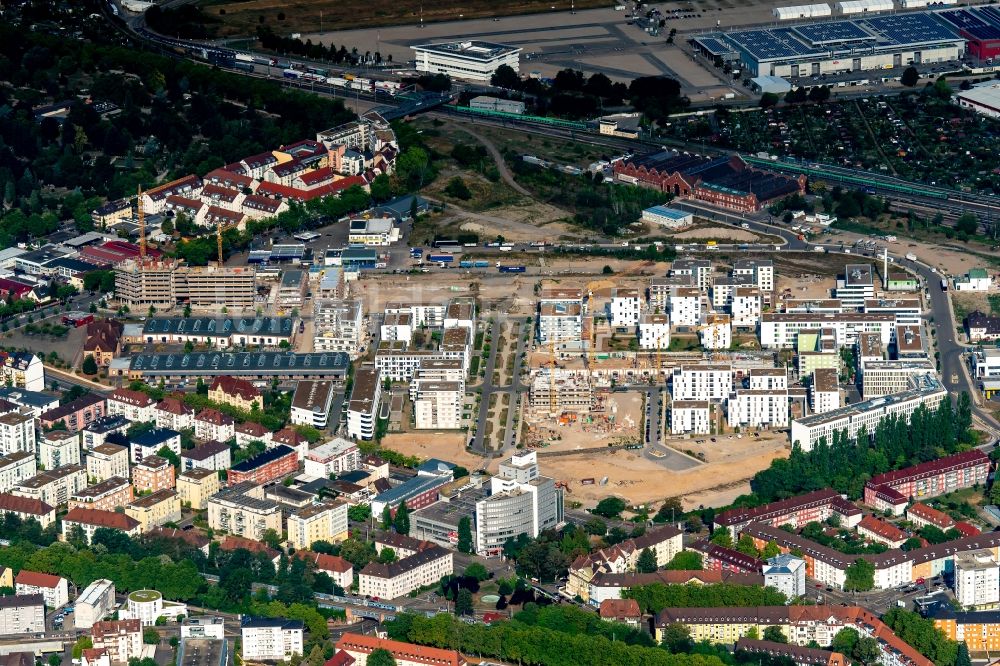 Freiburg im Breisgau von oben - Baustelle zum Neubau einer Mehrfamilienhaus-Wohnanlage in Freiburg im Breisgau im Bundesland Baden-Württemberg, Deutschland