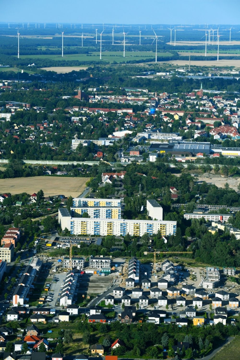 Luftaufnahme Bernau - Baustelle zum Neubau einer Mehrfamilienhaus-Wohnanlage Friedenstaler Gärten an der Spreeallee - Havelstraße im Ortsteil Friedenstal in Bernau im Bundesland Brandenburg, Deutschland