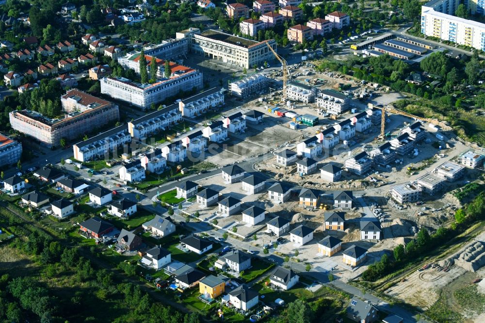 Luftbild Bernau - Baustelle zum Neubau einer Mehrfamilienhaus-Wohnanlage Friedenstaler Gärten an der Spreeallee - Havelstraße im Ortsteil Friedenstal in Bernau im Bundesland Brandenburg, Deutschland