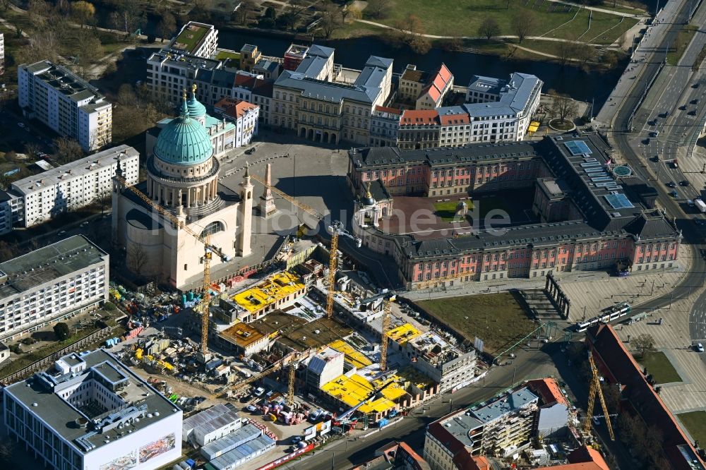 Luftaufnahme Potsdam - Baustelle zum Neubau einer Mehrfamilienhaus-Wohnanlage Friedrich-Ebert-Straße in Potsdam im Bundesland Brandenburg, Deutschland