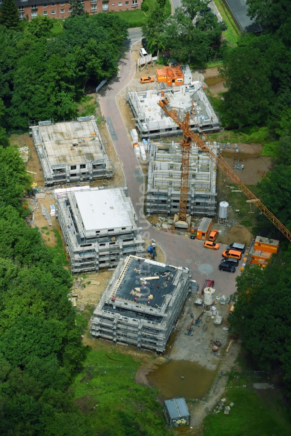 Schwarzenbek von oben - Baustelle zum Neubau einer Mehrfamilienhaus-Wohnanlage der Friedrich Schütt + Sohn Baugesellschaft mbH & Co. KG am Sachsenwald in Schwarzenbek im Bundesland Schleswig-Holstein, Deutschland