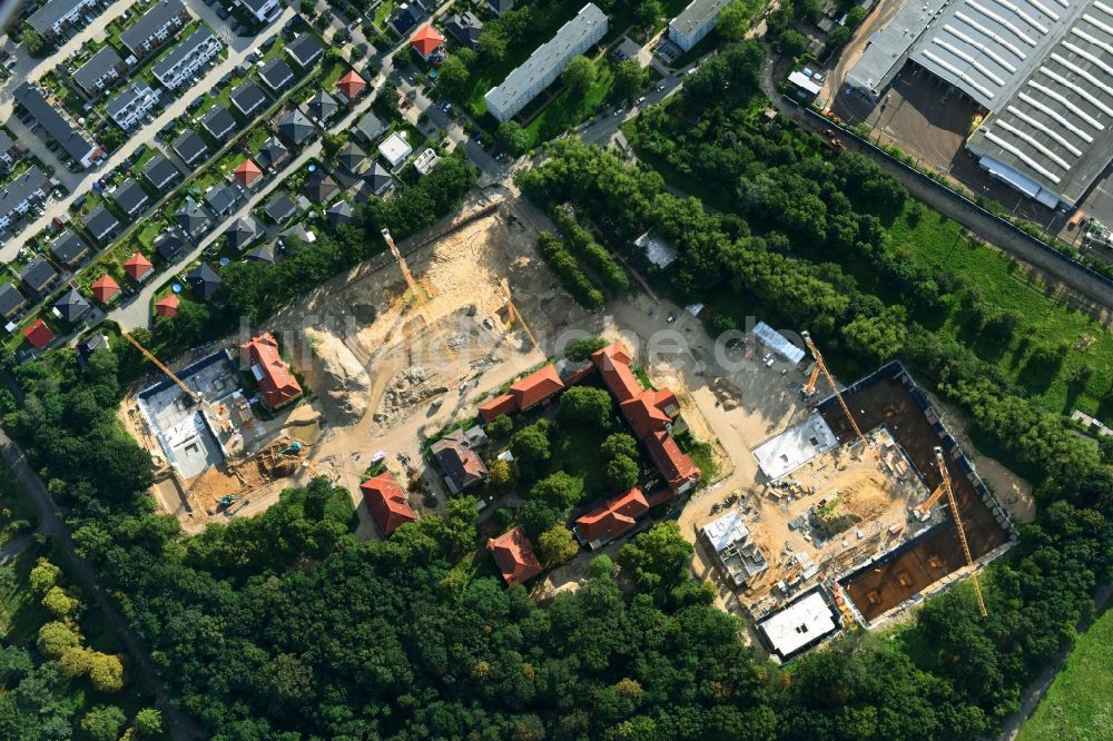 Berlin von oben - Baustelle zum Neubau einer Mehrfamilienhaus-Wohnanlage auf dem Gelände der ehemaligen Kinderklinik Lindenhof an der Gotlindestraße im Ortsteil Lichtenberg in Berlin, Deutschland