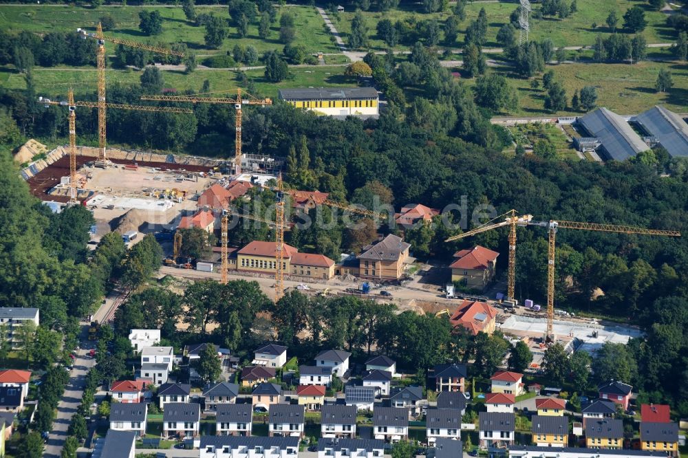 Luftbild Berlin - Baustelle zum Neubau einer Mehrfamilienhaus-Wohnanlage auf dem Gelände der ehemaligen Kinderklinik Lindenhof an der Gotlindestraße im Ortsteil Lichtenberg in Berlin, Deutschland