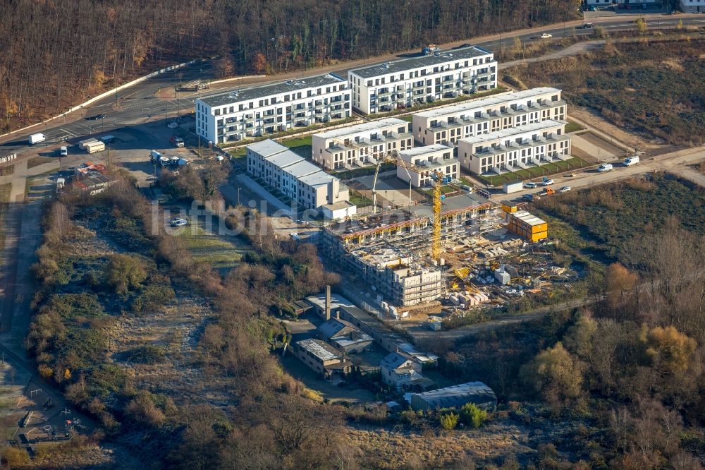 Düsseldorf von oben - Baustelle zum Neubau einer Mehrfamilienhaus-Wohnanlage Gerresheimer Gärten im Ortsteil Stadtbezirk 7 in Düsseldorf im Bundesland Nordrhein-Westfalen