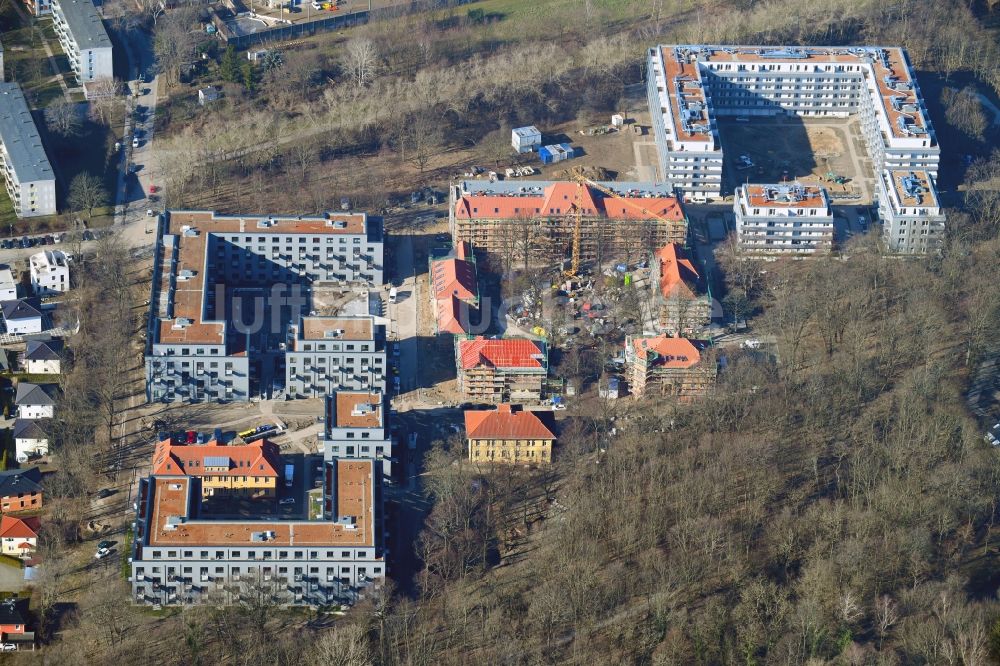 Berlin aus der Vogelperspektive: Baustelle zum Neubau einer Mehrfamilienhaus-Wohnanlage an der Gotlindestraße im Ortsteil Lichtenberg in Berlin, Deutschland