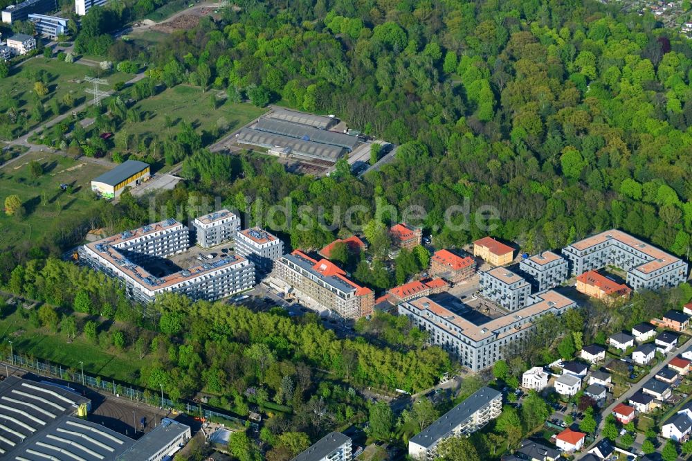 Luftbild Berlin - Baustelle zum Neubau einer Mehrfamilienhaus-Wohnanlage an der Gotlindestraße im Ortsteil Lichtenberg in Berlin, Deutschland