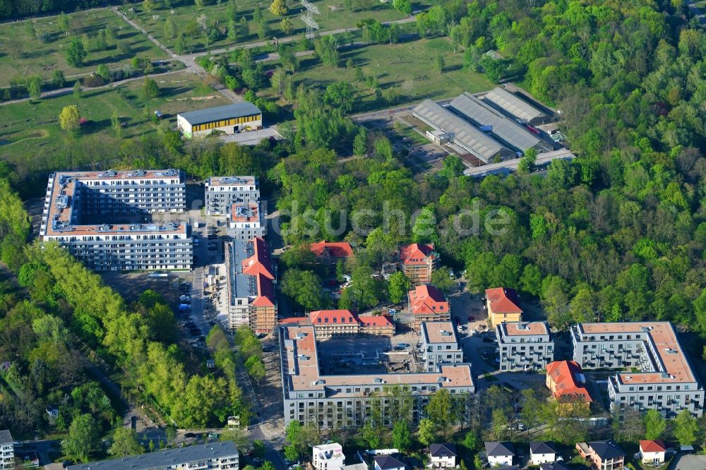 Berlin von oben - Baustelle zum Neubau einer Mehrfamilienhaus-Wohnanlage an der Gotlindestraße im Ortsteil Lichtenberg in Berlin, Deutschland