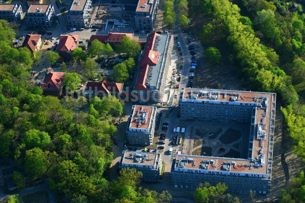 Berlin von oben - Baustelle zum Neubau einer Mehrfamilienhaus-Wohnanlage an der Gotlindestraße im Ortsteil Lichtenberg in Berlin, Deutschland