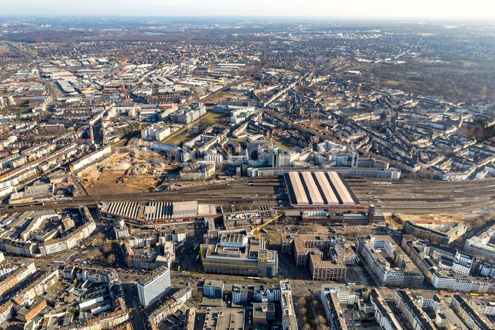 Luftbild Düsseldorf - Baustelle zum Neubau einer Mehrfamilienhaus-Wohnanlage Grand Central im Ortsteil Oberbilk in Düsseldorf im Bundesland Nordrhein-Westfalen, Deutschland