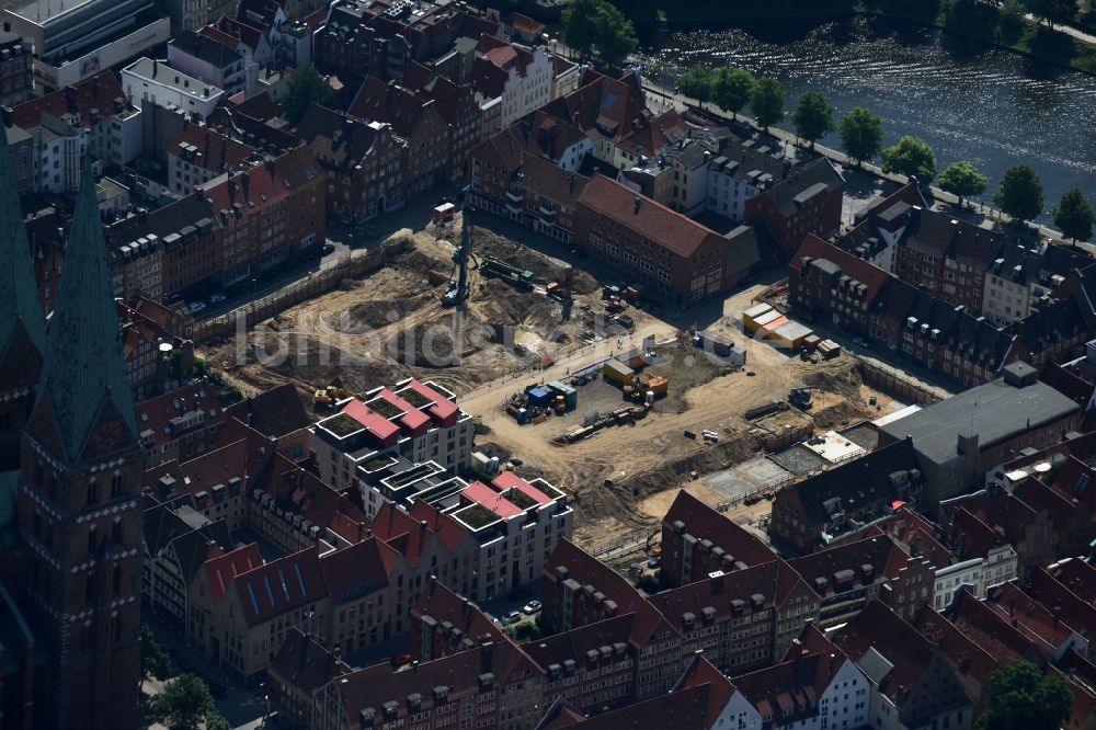 Luftbild Lübeck - Baustelle zum Neubau einer Mehrfamilienhaus-Wohnanlage am Gründungsviertel der Grundstücksgesellschaft TRAVE mbH in Lübeck im Bundesland Schleswig-Holstein