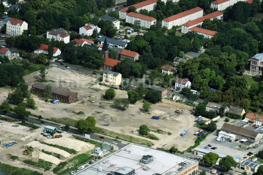 Berlin aus der Vogelperspektive: Baustelle zum Neubau einer Mehrfamilienhaus-Wohnanlage der Gut Alt-Biesdorf in Berlin, Deutschland