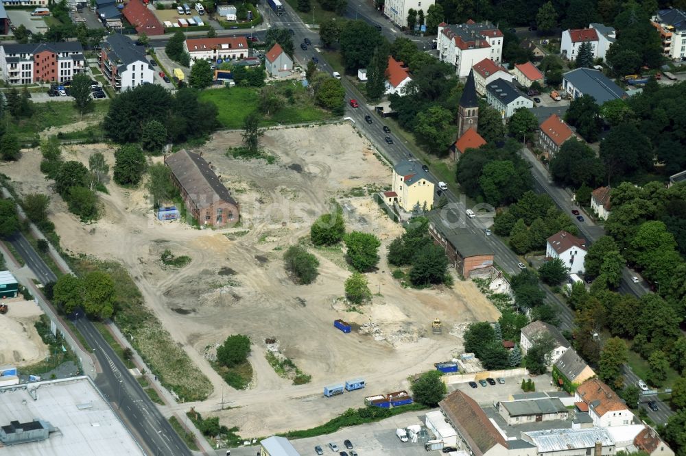 Luftaufnahme Berlin - Baustelle zum Neubau einer Mehrfamilienhaus-Wohnanlage der Gut Alt-Biesdorf in Berlin, Deutschland