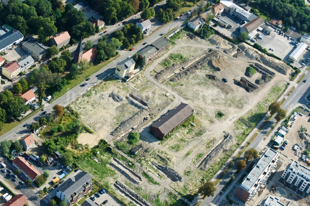 Berlin aus der Vogelperspektive: Baustelle zum Neubau einer Mehrfamilienhaus-Wohnanlage der Gut Alt-Biesdorf in Berlin, Deutschland