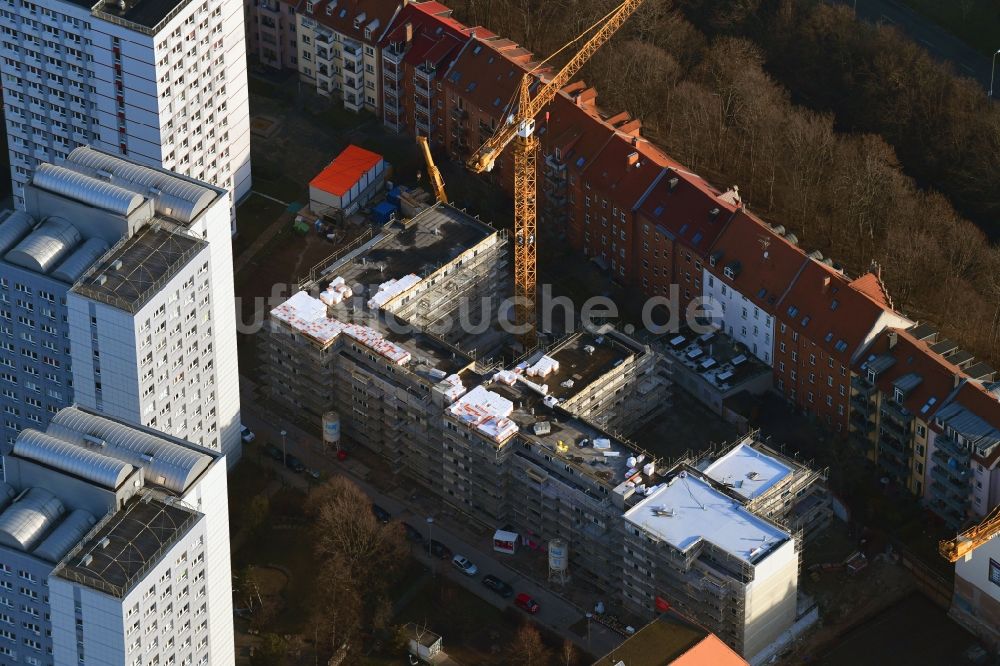 Luftaufnahme Erfurt - Baustelle zum Neubau einer Mehrfamilienhaus-Wohnanlage der GWH Immobilien Holding GmbH in Erfurt im Bundesland Thüringen, Deutschland