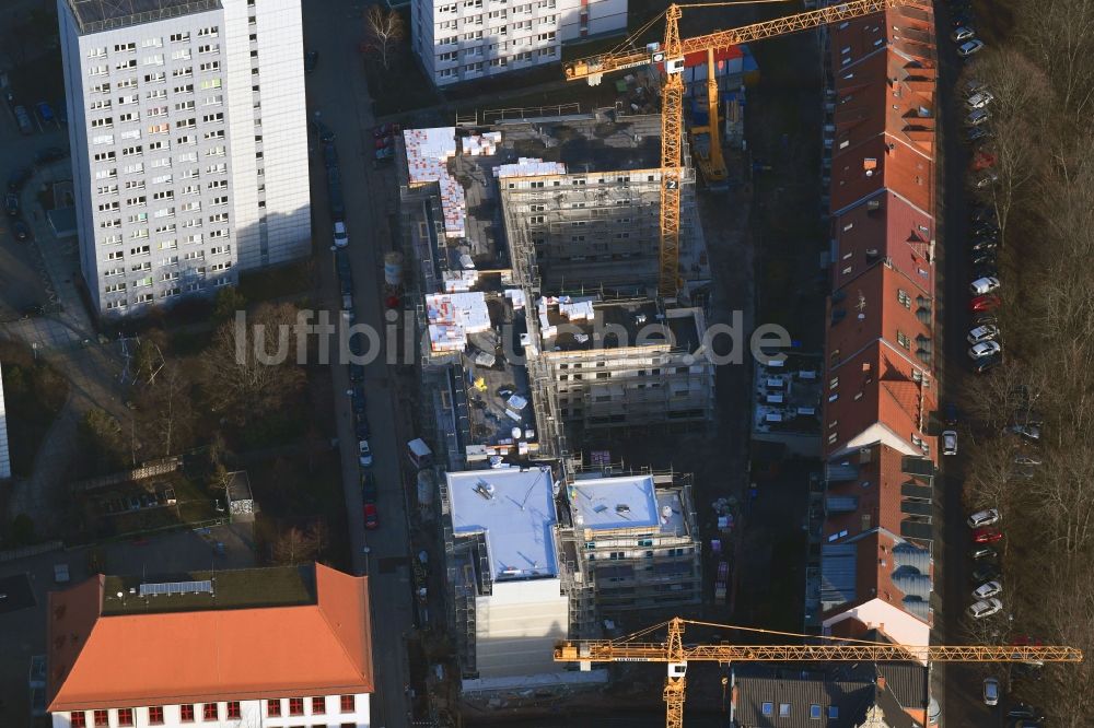 Erfurt aus der Vogelperspektive: Baustelle zum Neubau einer Mehrfamilienhaus-Wohnanlage der GWH Immobilien Holding GmbH in Erfurt im Bundesland Thüringen, Deutschland