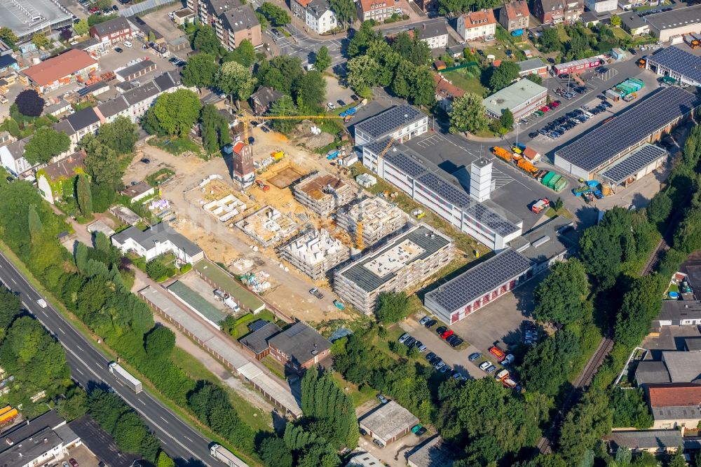 Gladbeck von oben - Baustelle zum Neubau einer Mehrfamilienhaus-Wohnanlage der GWP Roter Turm GmbH entlang der Grabenstraße im Ortsteil Gelsenkirchen-Nord in Gladbeck im Bundesland Nordrhein-Westfalen