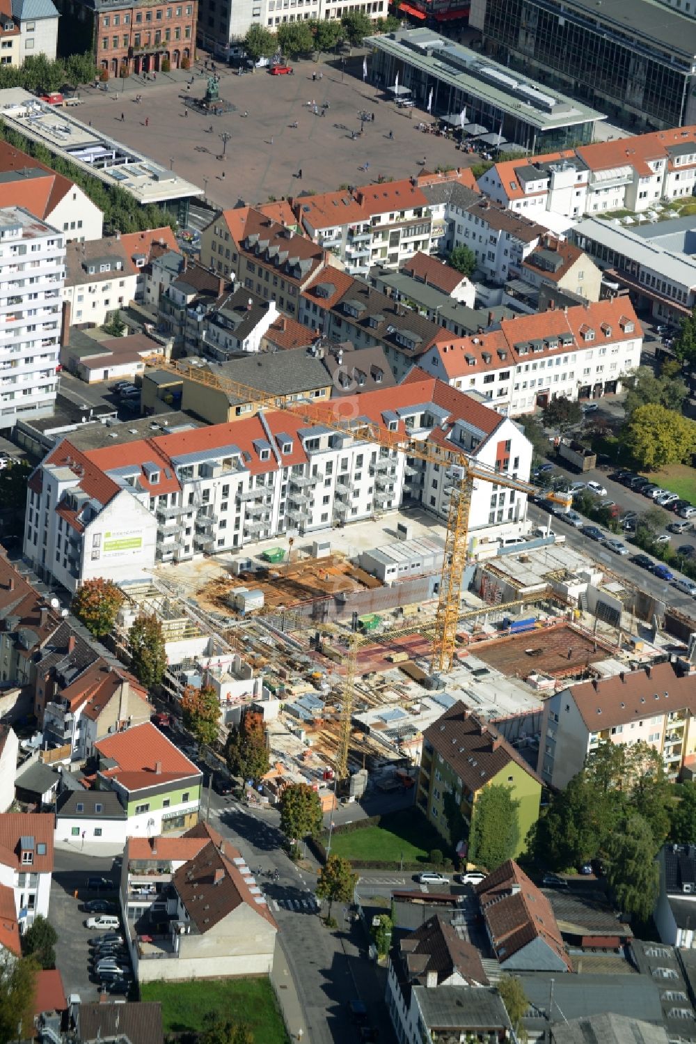 Hanau aus der Vogelperspektive: Baustelle zum Neubau einer Mehrfamilienhaus-Wohnanlage in Hanau im Bundesland Hessen