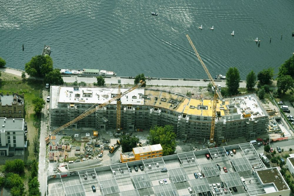 Luftaufnahme Potsdam - Baustelle zum Neubau einer Mehrfamilienhaus-Wohnanlage Havelwelle an der Zeppelinstraße im Ortsteil Westliche Vorstadt in Potsdam im Bundesland Brandenburg, Deutschland