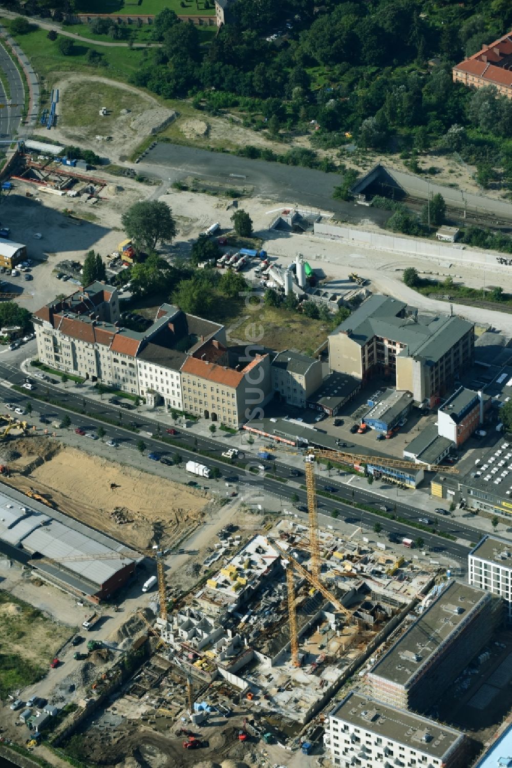 Berlin aus der Vogelperspektive: Baustelle zum Neubau einer Mehrfamilienhaus-Wohnanlage Heidestraße im Ortsteil Moabit in Berlin, Deutschland