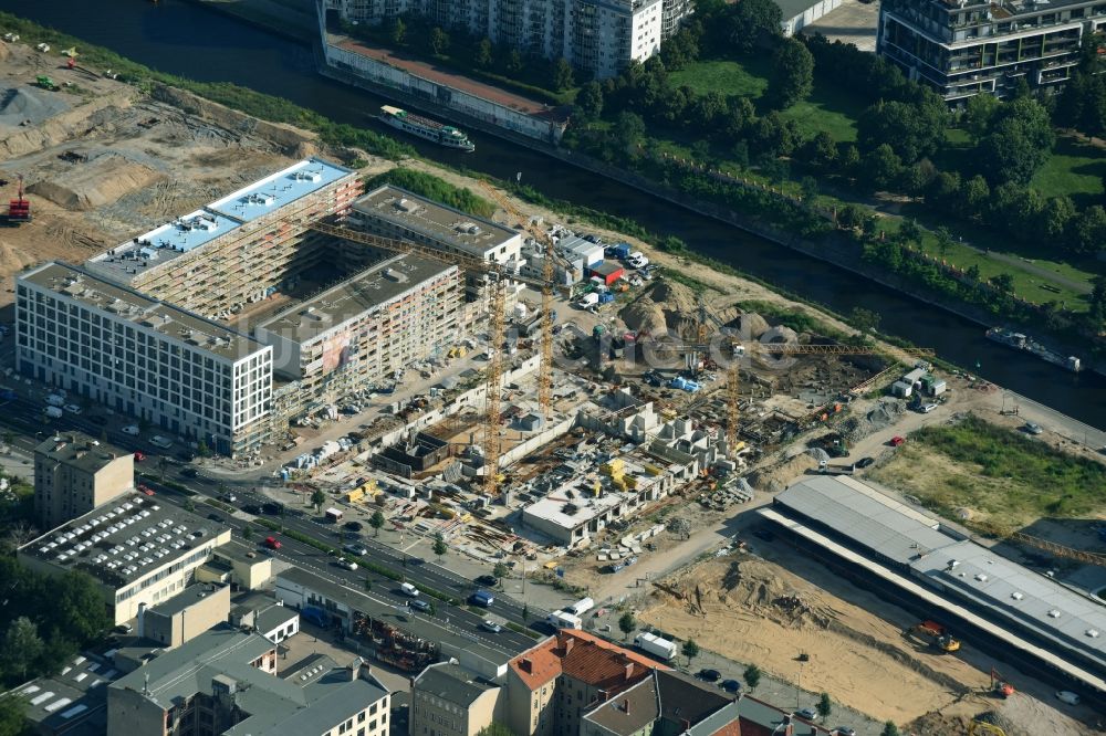 Luftaufnahme Berlin - Baustelle zum Neubau einer Mehrfamilienhaus-Wohnanlage Heidestraße im Ortsteil Moabit in Berlin, Deutschland