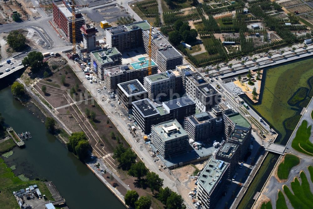 Heilbronn aus der Vogelperspektive: Baustelle zum Neubau einer Mehrfamilienhaus-Wohnanlage Heilbronn Urban Garden in Heilbronn im Bundesland Baden-Württemberg, Deutschland