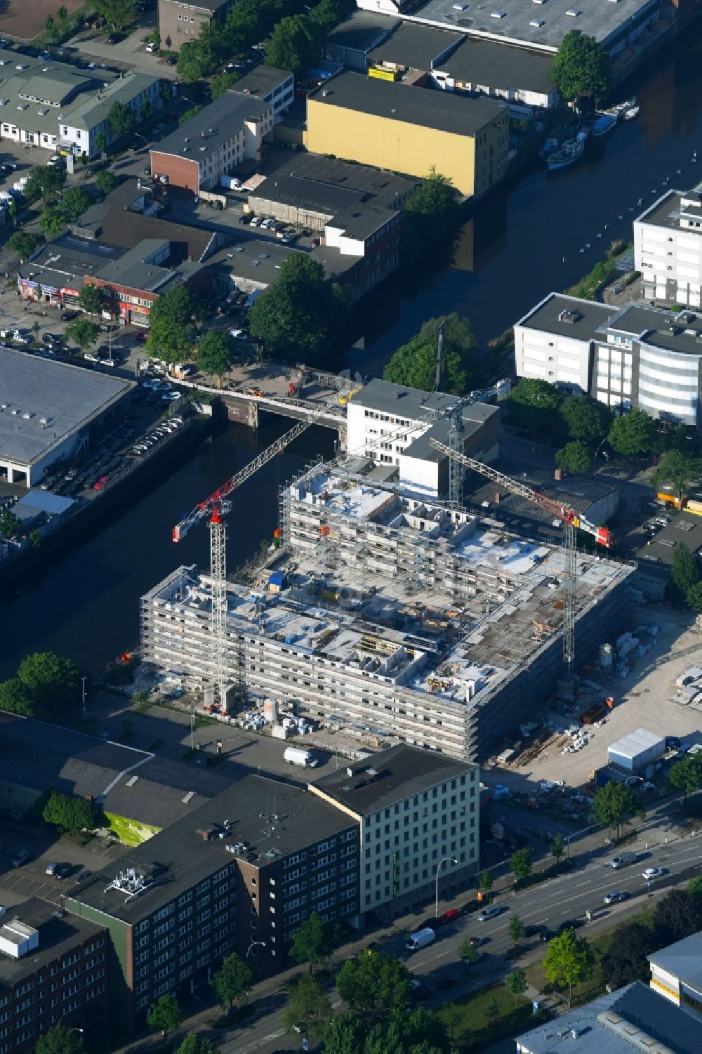 Luftbild Hamburg - Baustelle zum Neubau einer Mehrfamilienhaus-Wohnanlage der HIG Hamburger Immobilienentwicklungsgesellschaft mbH an der Eiffestraße in Hamburg, Deutschland