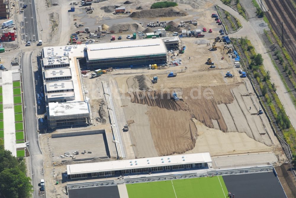 Luftaufnahme München - Baustelle zum Neubau einer Mehrfamilienhaus-Wohnanlage Am Hirschgarten im Ortsteil Neuhausen-Nymphenburg in München im Bundesland Bayern, Deutschland