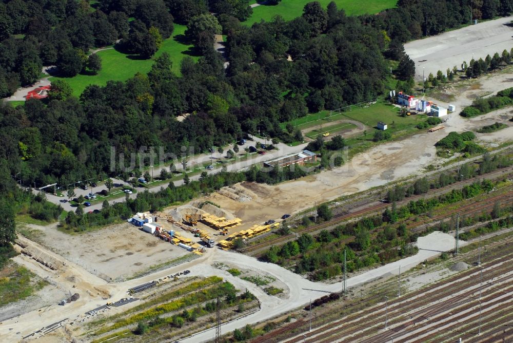 München aus der Vogelperspektive: Baustelle zum Neubau einer Mehrfamilienhaus-Wohnanlage Am Hirschgarten im Ortsteil Neuhausen-Nymphenburg in München im Bundesland Bayern, Deutschland