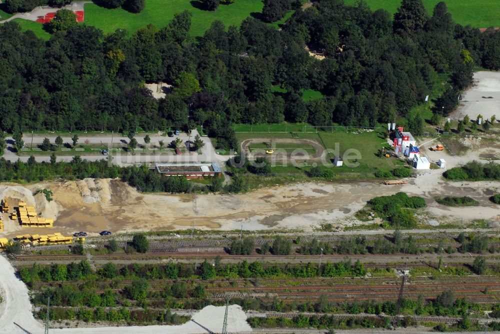 Luftbild München - Baustelle zum Neubau einer Mehrfamilienhaus-Wohnanlage Am Hirschgarten im Ortsteil Neuhausen-Nymphenburg in München im Bundesland Bayern, Deutschland