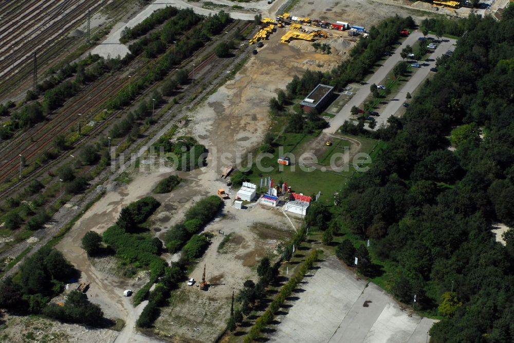 München von oben - Baustelle zum Neubau einer Mehrfamilienhaus-Wohnanlage Am Hirschgarten im Ortsteil Neuhausen-Nymphenburg in München im Bundesland Bayern, Deutschland