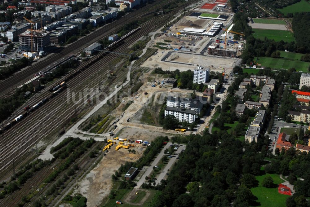 München von oben - Baustelle zum Neubau einer Mehrfamilienhaus-Wohnanlage Am Hirschgarten im Ortsteil Neuhausen-Nymphenburg in München im Bundesland Bayern, Deutschland