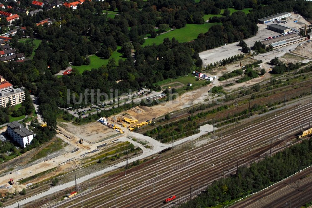 Luftbild München - Baustelle zum Neubau einer Mehrfamilienhaus-Wohnanlage Am Hirschgarten im Ortsteil Neuhausen-Nymphenburg in München im Bundesland Bayern, Deutschland