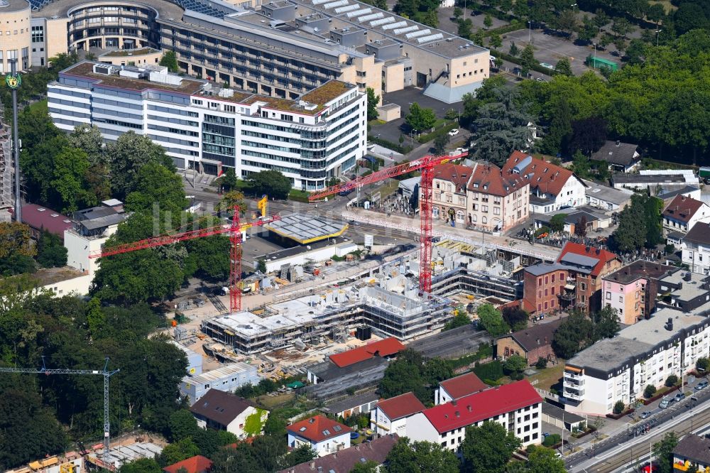 Karlsruhe aus der Vogelperspektive: Baustelle zum Neubau einer Mehrfamilienhaus-Wohnanlage Hoepfner-Areal im Ortsteil Oststadt in Karlsruhe im Bundesland Baden-Württemberg, Deutschland