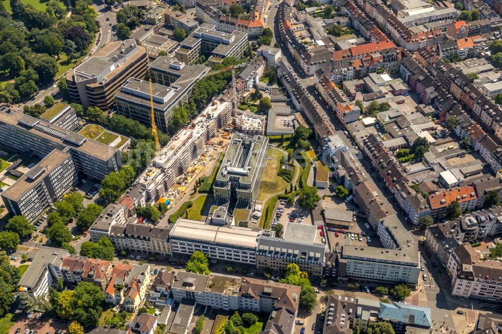 Luftaufnahme Essen - Baustelle zum Neubau einer Mehrfamilienhaus-Wohnanlage der HOPF Immobilien-Entwicklungs-GmbH & Co. KG in Essen im Bundesland Nordrhein-Westfalen, Deutschland