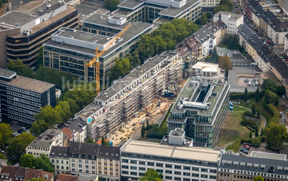 Luftbild Essen - Baustelle zum Neubau einer Mehrfamilienhaus-Wohnanlage der HOPF Immobilien-Entwicklungs-GmbH & Co. KG in Essen im Bundesland Nordrhein-Westfalen, Deutschland