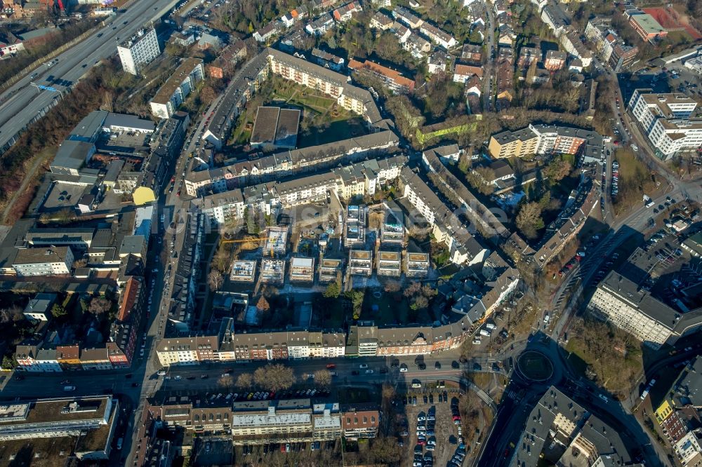 Luftbild Duisburg - Baustelle zum Neubau einer Mehrfamilienhaus-Wohnanlage Kardinal-Galen-Straße im Ortsteil Duissern in Duisburg im Bundesland Nordrhein-Westfalen