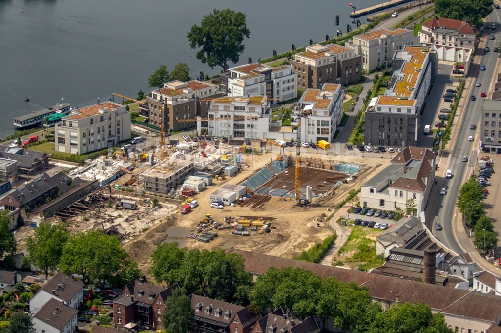 Luftbild Essen - Baustelle zum Neubau einer Mehrfamilienhaus-Wohnanlage an der Kettwiger Seepromenade in Essen im Bundesland Nordrhein-Westfalen