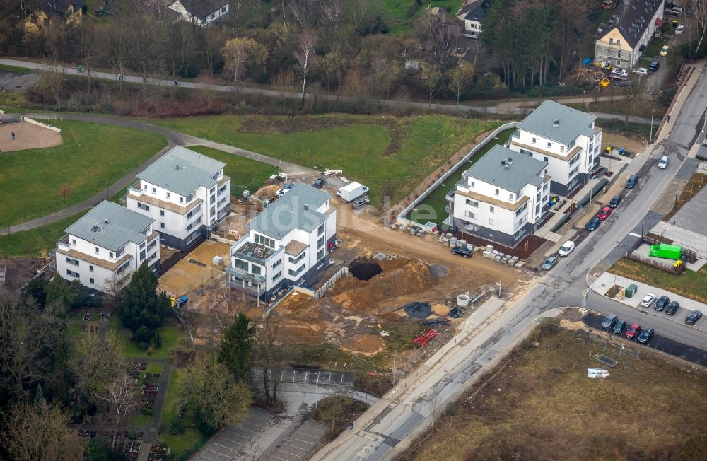 Luftaufnahme Heiligenhaus - Baustelle zum Neubau einer Mehrfamilienhaus-Wohnanlage in der Kettwiger Str in Heiligenhaus im Bundesland Nordrhein-Westfalen, Deutschland