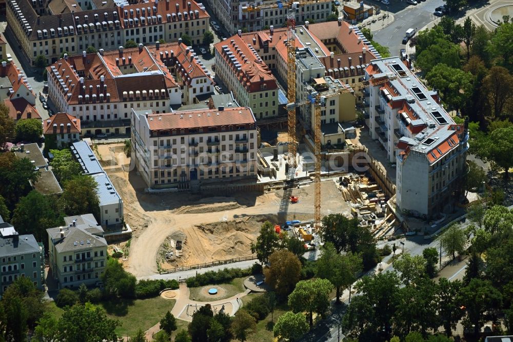 Dresden aus der Vogelperspektive: Baustelle zum Neubau einer Mehrfamilienhaus-Wohnanlage Königshöfe in Dresden im Bundesland Sachsen, Deutschland