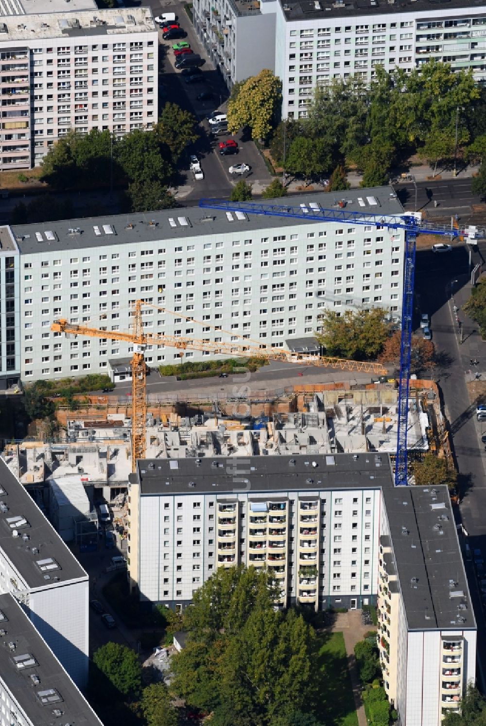 Berlin von oben - Baustelle zum Neubau einer Mehrfamilienhaus-Wohnanlage Königstadt Quartier am Alexanderplatz in Berlin, Deutschland