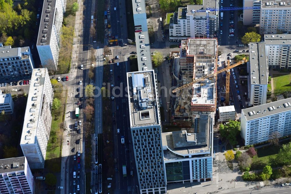 Luftaufnahme Berlin - Baustelle zum Neubau einer Mehrfamilienhaus-Wohnanlage Königstadt Quartier am Alexanderplatz in Berlin, Deutschland