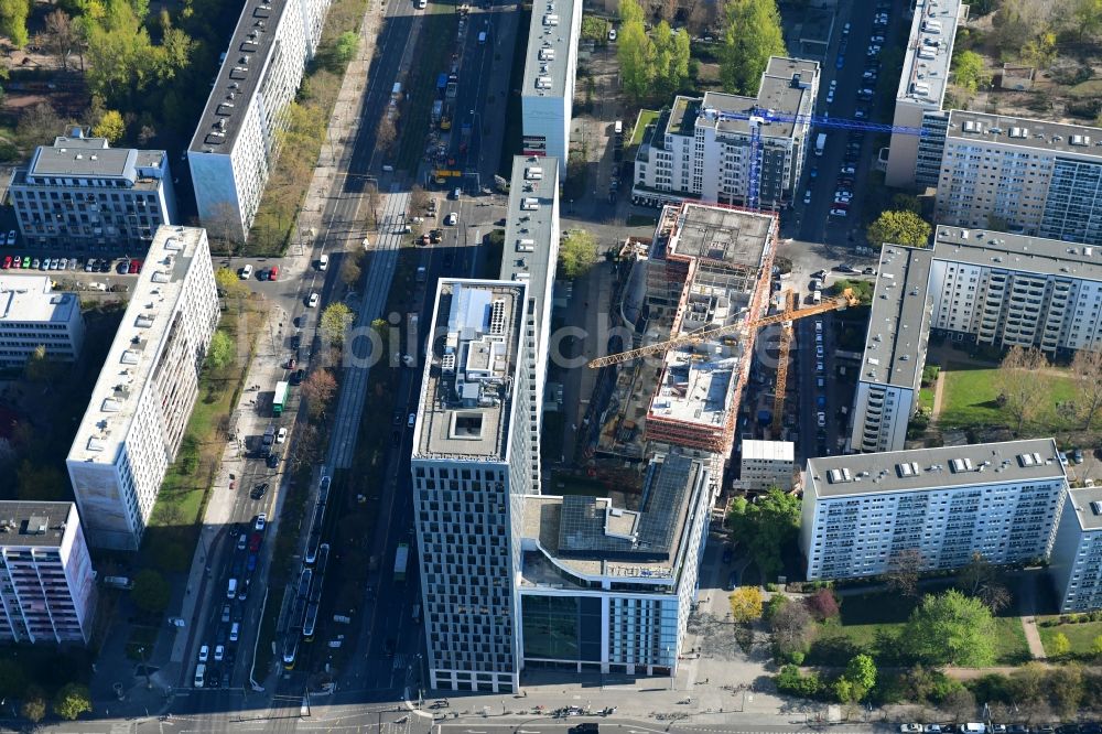 Luftaufnahme Berlin - Baustelle zum Neubau einer Mehrfamilienhaus-Wohnanlage Königstadt Quartier am Alexanderplatz in Berlin, Deutschland