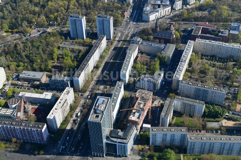 Berlin von oben - Baustelle zum Neubau einer Mehrfamilienhaus-Wohnanlage Königstadt Quartier am Alexanderplatz in Berlin, Deutschland