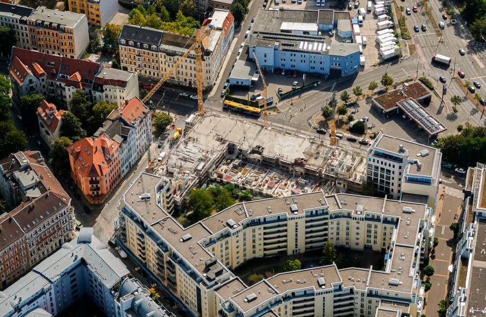 Leipzig aus der Vogelperspektive: Baustelle zum Neubau einer Mehrfamilienhaus-Wohnanlage Konstantinum in Leipzig im Bundesland Sachsen, Deutschland